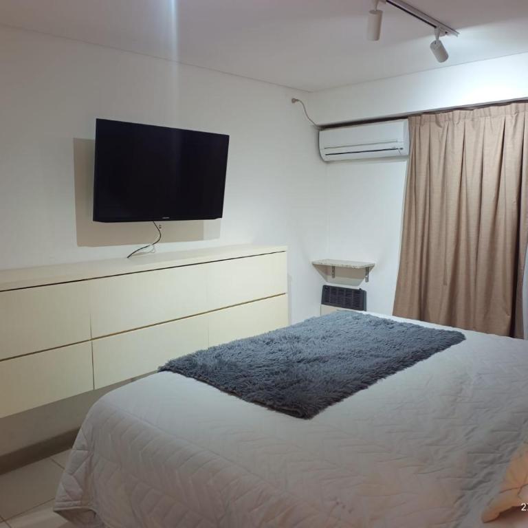 Departamento confortable en la Ciudad de Neuquén - Two-Bedroom Apartment - 11
