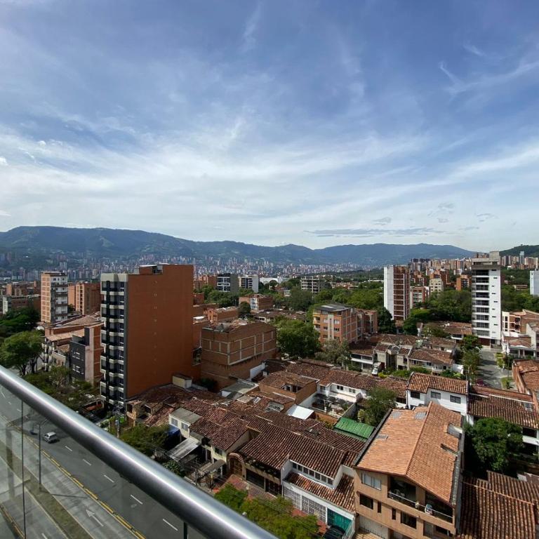 Nido Nómada VIP en PH con aire y cocina a pasos del metro - Duplex Apartment - 3