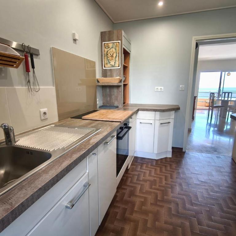 Apartment with Panoramic Sea View - Apartamento - 12