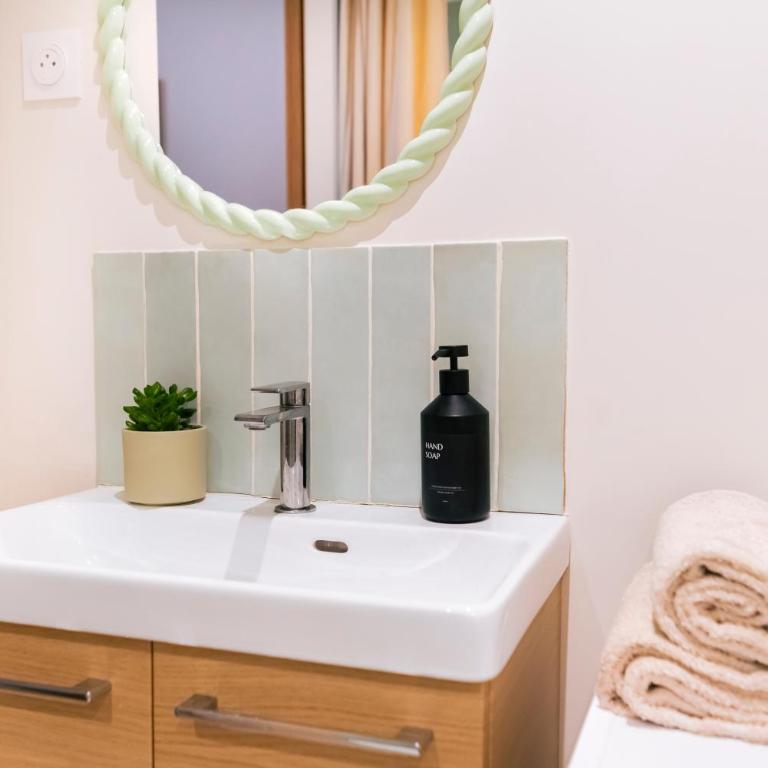 L'Intime Angevine - Cocon - Parking gratuit - Appartement 1 Chambre - 31