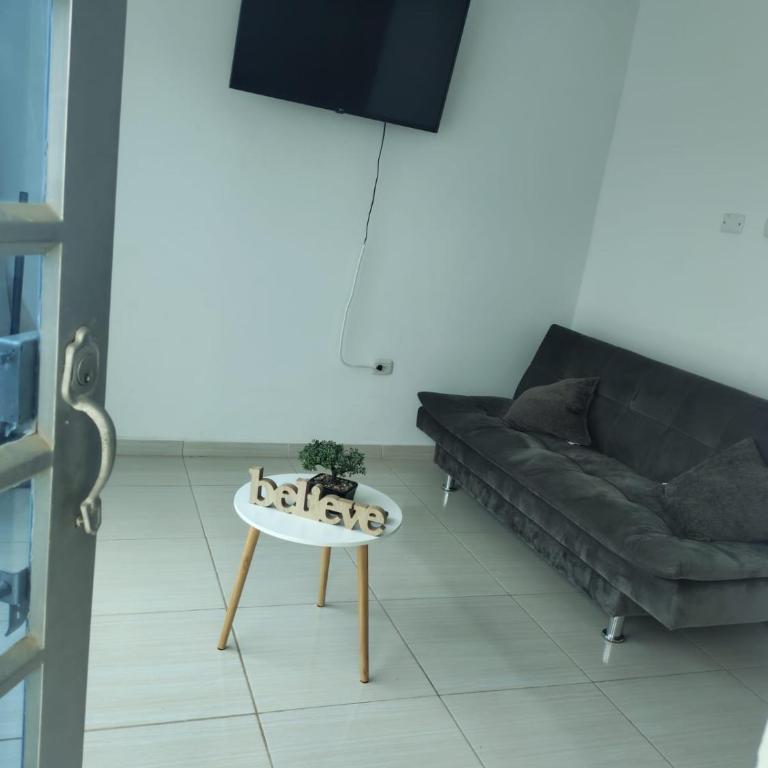 Casa Vacacional entre GIRARDOT Y FLANDES - Casa de 3 dormitorios - 17