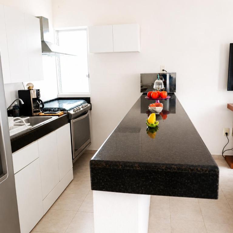 Casa Familiar con 3King, AC, Fraccionamiento Privado, seguridad 24 horas - Casa de 3 dormitorios - 11