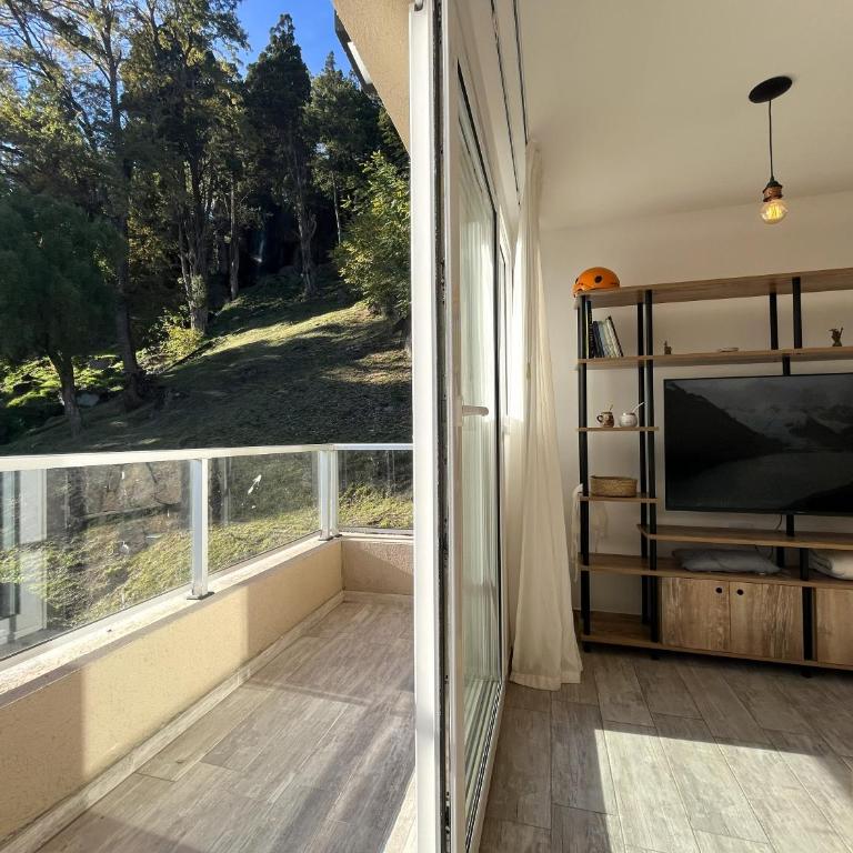 Depto Nómades I Con hermosa Vista a la Cascada - Ayres del Bosque Alojamientos - Two-Bedroom Apartment with Mountain View - 17
