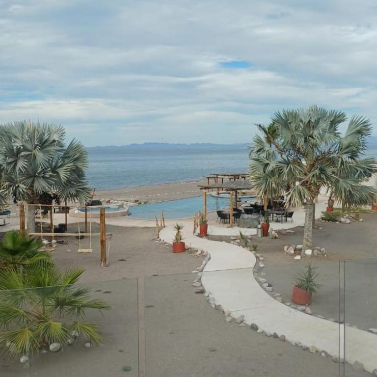 Hotel BASTILLA La paz BCS - Habitación Doble Deluxe con vistas al mar - 4