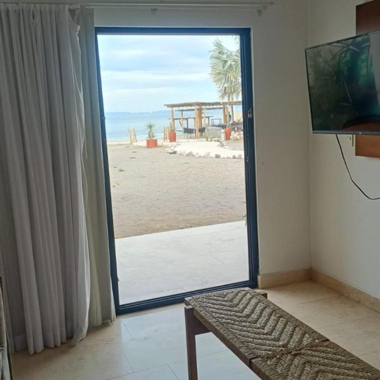 Hotel BASTILLA La paz BCS - Habitación Doble Deluxe con vistas al mar - 7