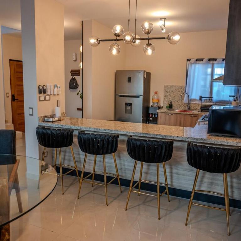 Moderna Casa con Alberca Privada y Asador en La Paz - Casa de 4 dormitorios - 55