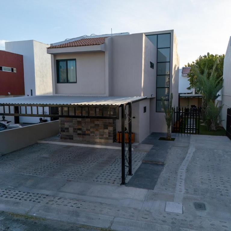Moderna Casa con Alberca Privada y Asador en La Paz - Casa de 4 dormitorios - 64