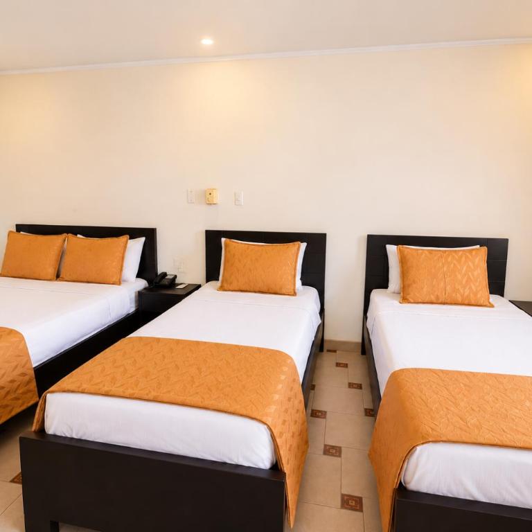 Alborada Hotel Melgar - Habitación cuádruple - 2