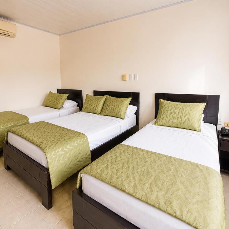 Alborada Hotel Melgar - Habitación cuádruple - 3