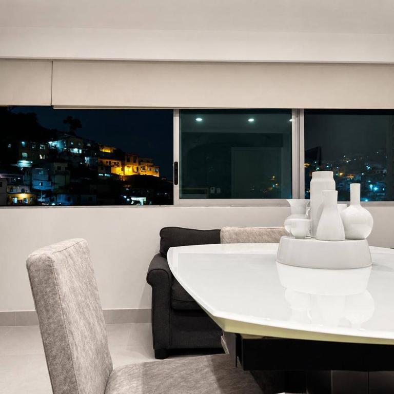 Puerto Santa Ana Luxury Suites Guayaquil, PISCINA Y GYM - One-Bedroom Apartment - 10