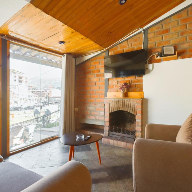 Sumaq Sisa Home & Loft - Three-Bedroom House - 5