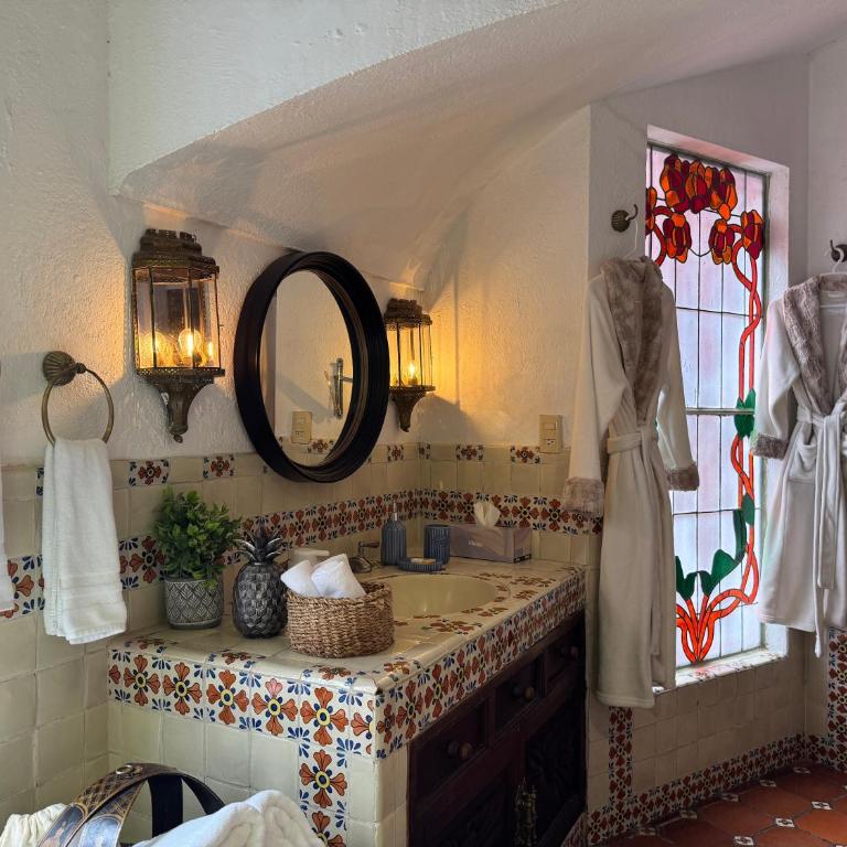 Tres Fuentes Hotel Boutique - Habitación Cuádruple Deluxe - 7