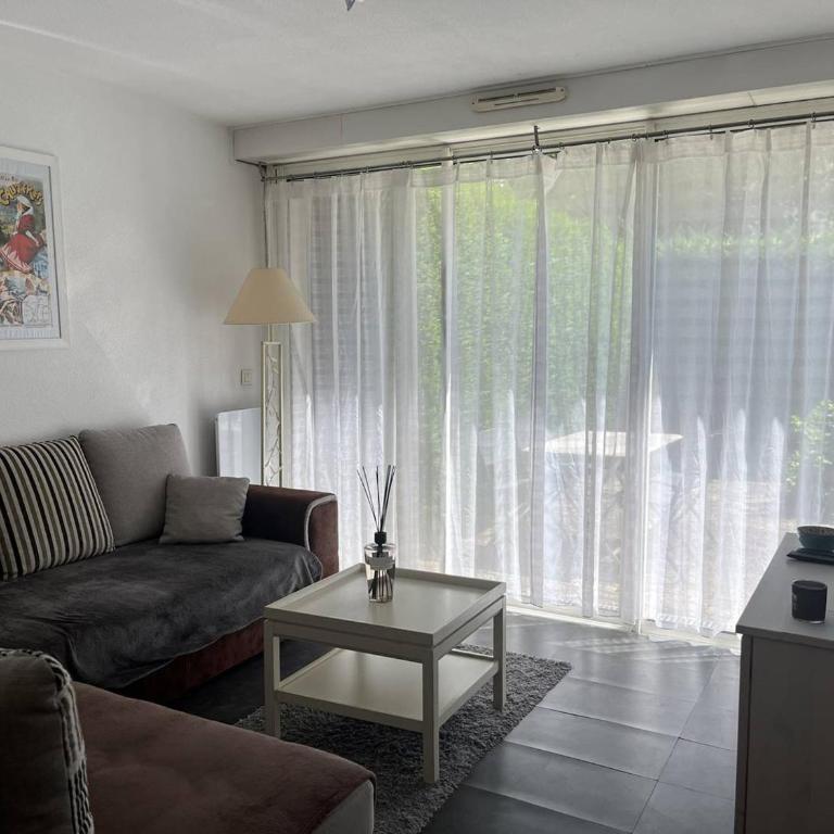 Appartement calme au centre - 4 pers. - FR-1-812-166 - Appartement - 1