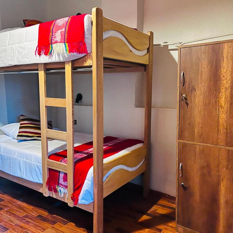 Mud House Hostel - 4-Bed Mixed Dormitory Room - 3