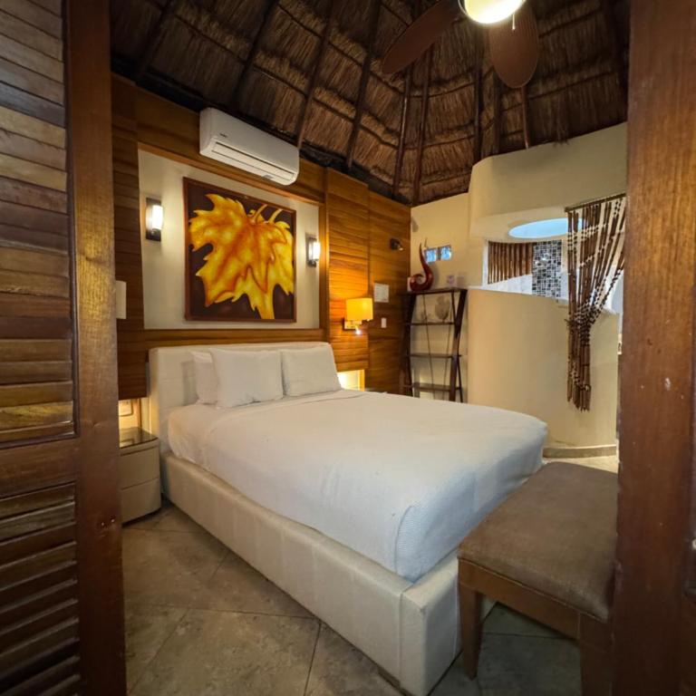 Cocos Cabañas Playa del Carmen Adults Only - Queen Boutique Amarilla - 2