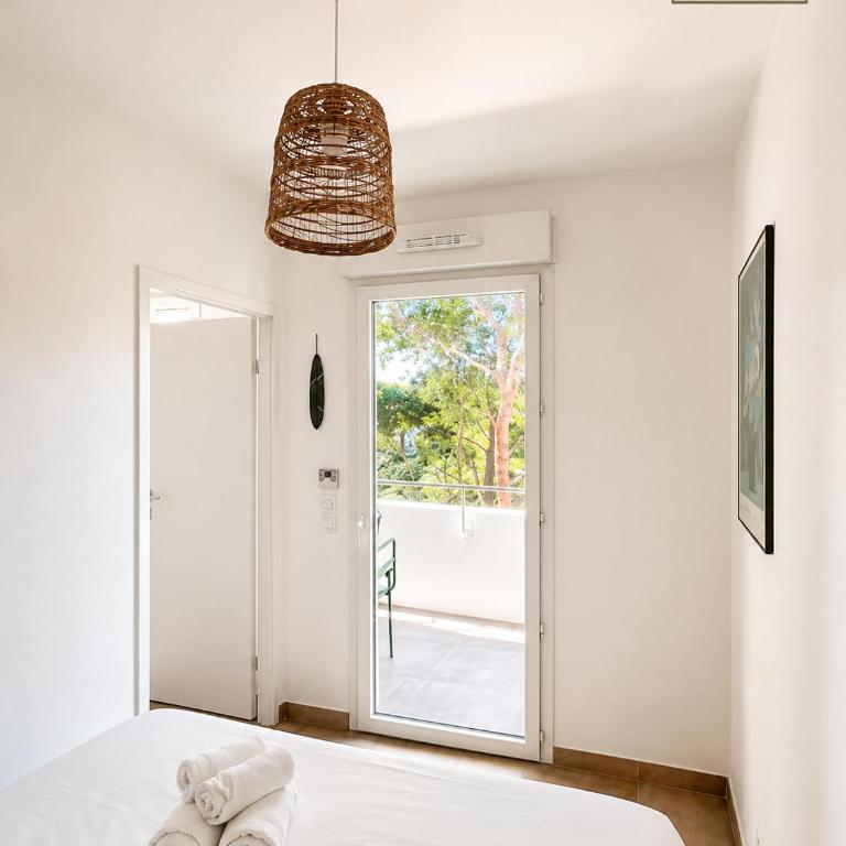 Le Coba Beach T3 à 450m plage, Grande Motte,clim, wifi, parking - Two-Bedroom Apartment - 6