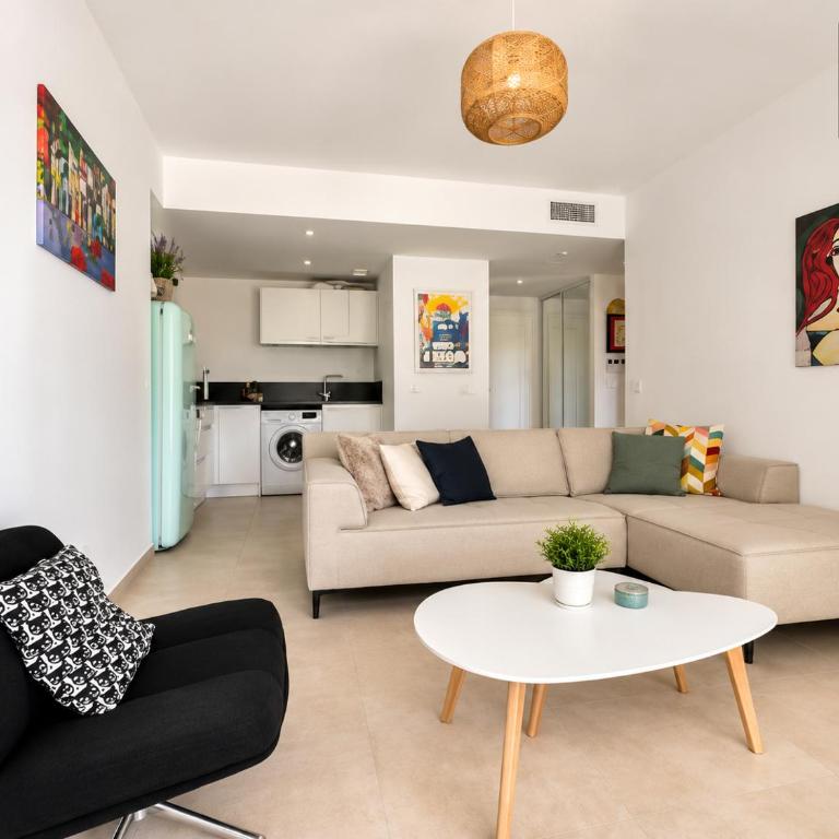 Le Coba Beach T3 à 450m plage, Grande Motte,clim, wifi, parking - Two-Bedroom Apartment - 1