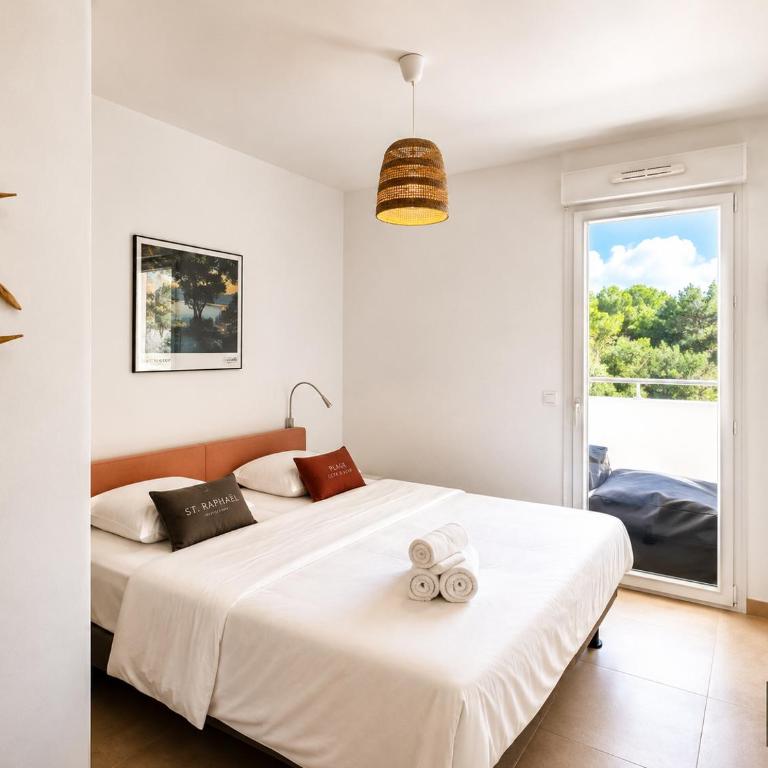 Le Coba Beach T3 à 450m plage, Grande Motte,clim, wifi, parking - Two-Bedroom Apartment - 4