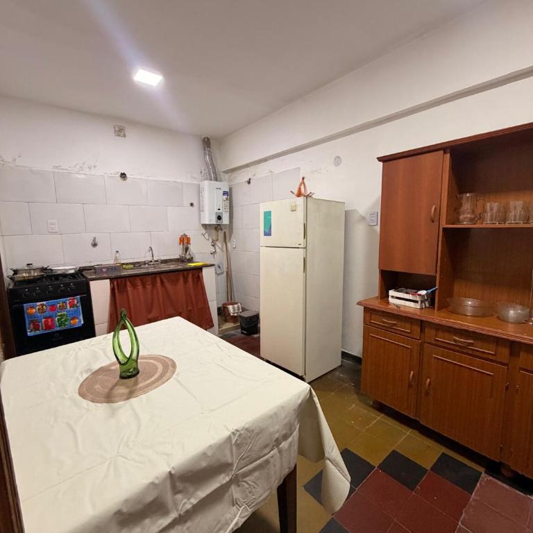 El Tano - Alquiler temporario - Casa de 2 dormitorios - 3