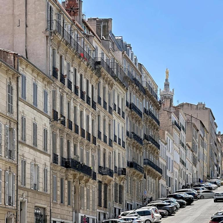 2BR - Free Private Parking - AC - Notre-Dame - Apartamento de 2 dormitorios - 25