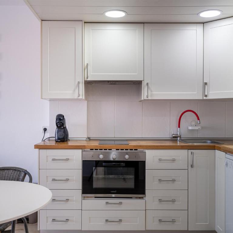 At151 Flat with Airco,building in front of the beach - Apartamento de 1 dormitorio - 16