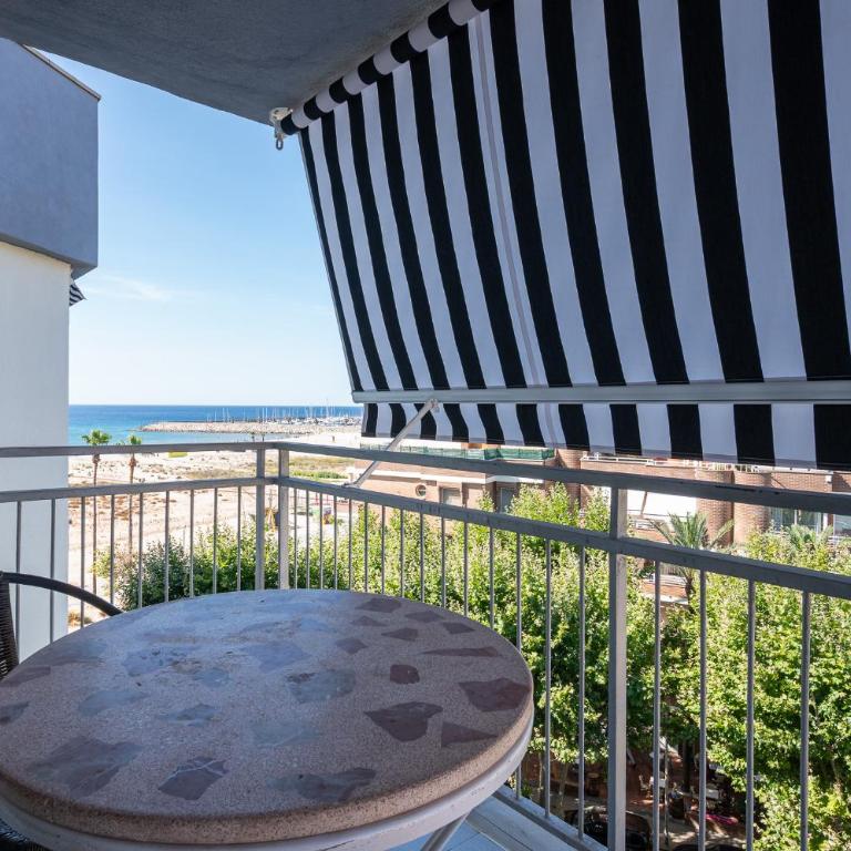 At151 Flat with Airco,building in front of the beach - Apartamento de 1 dormitorio - 19