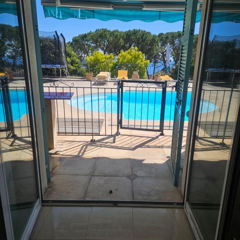 Villa sea view - Appartement 2 Chambres - Vue sur Piscine - 1