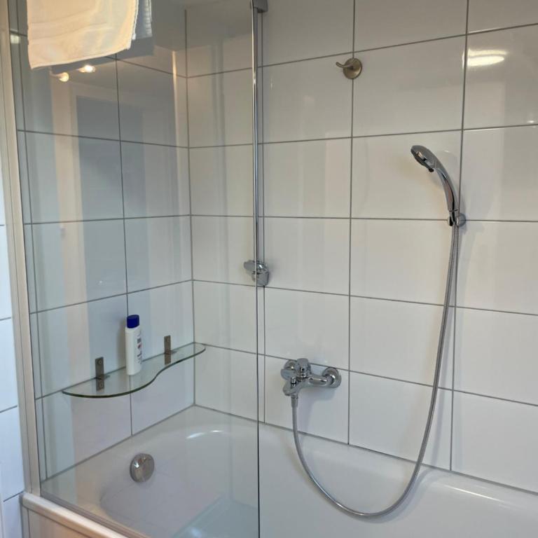 Ferienwohnungen Mews - Apartment mit 3 Schlafzimmern und Balkon - 10
