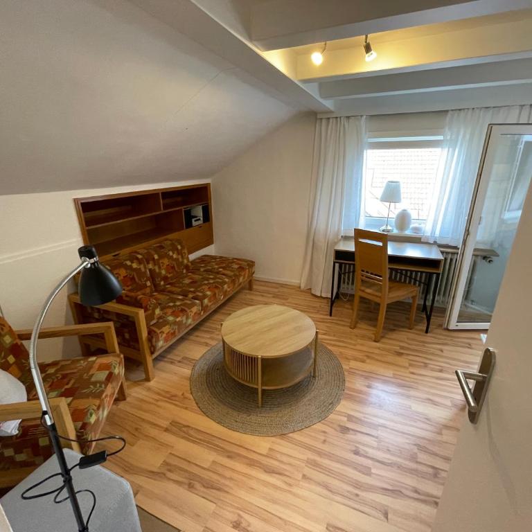 Ferienwohnungen Mews - Apartment mit 3 Schlafzimmern und Balkon - 33