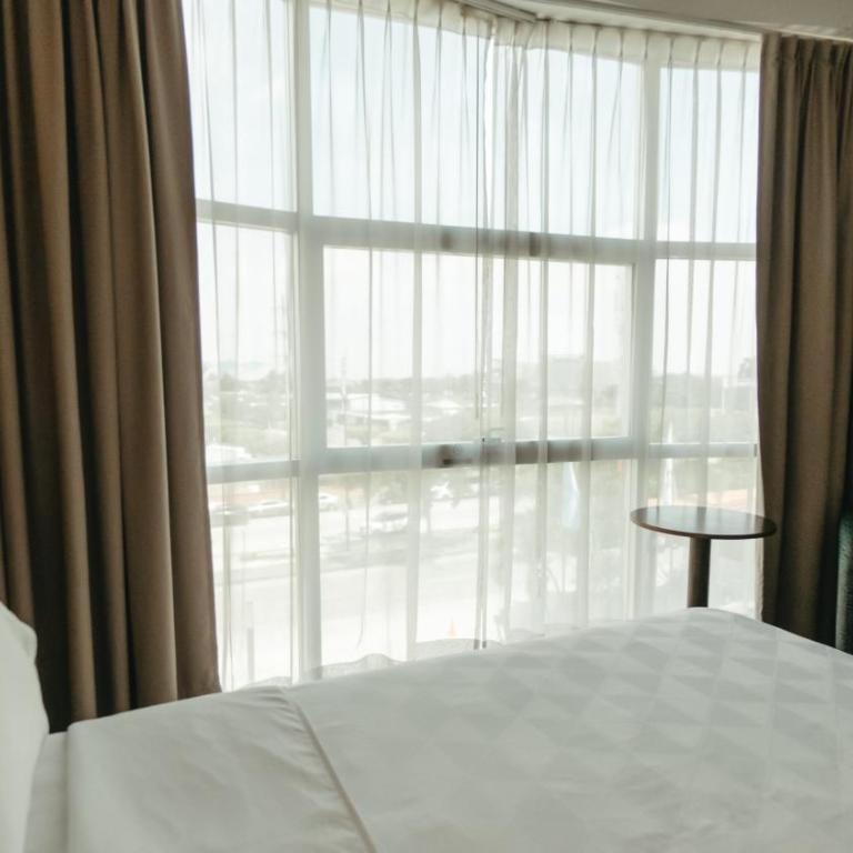 Holiday Inn Guayaquil Airport by IHG - Habitación Doble Estándar con vistas a la ciudad - 2 camas dobles - 2