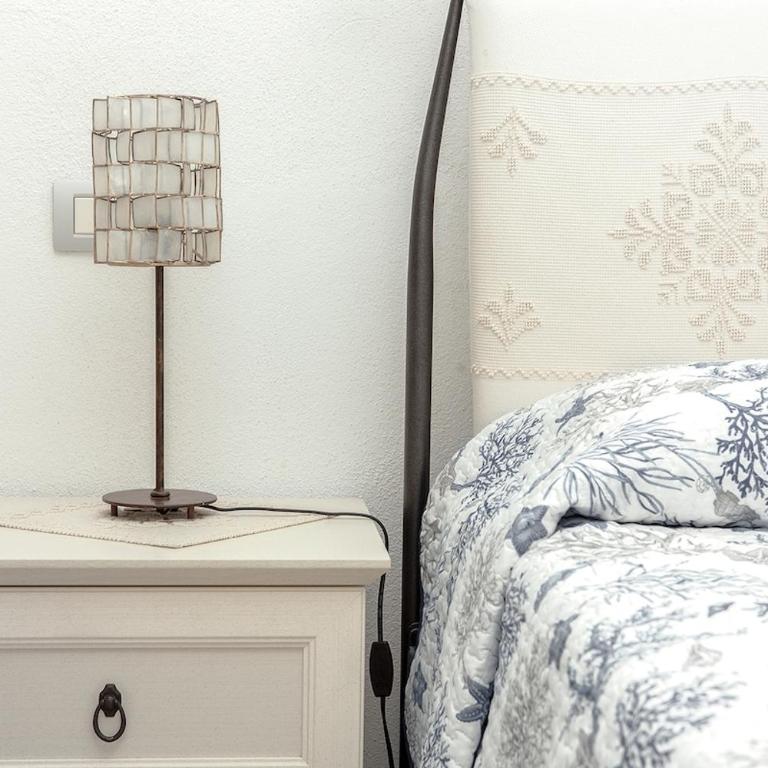 Trilo Carlo Felice - A due passi dalla piazza - Appartamento con 2 Camere da Letto - 4