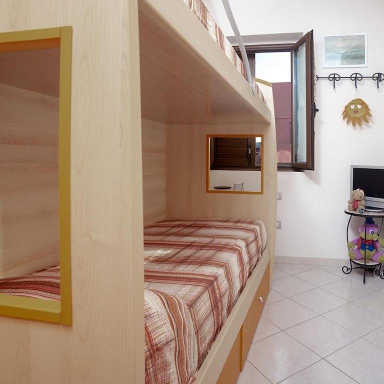 Trilo Carlo Felice - A due passi dalla piazza - Appartamento con 2 Camere da Letto - 9