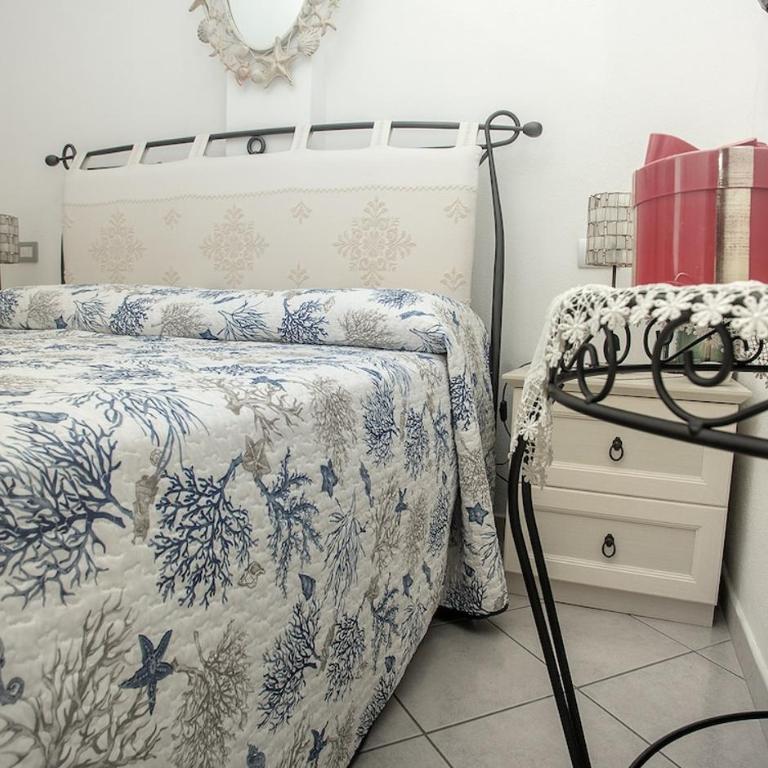 Trilo Carlo Felice - A due passi dalla piazza - Appartamento con 2 Camere da Letto - 12