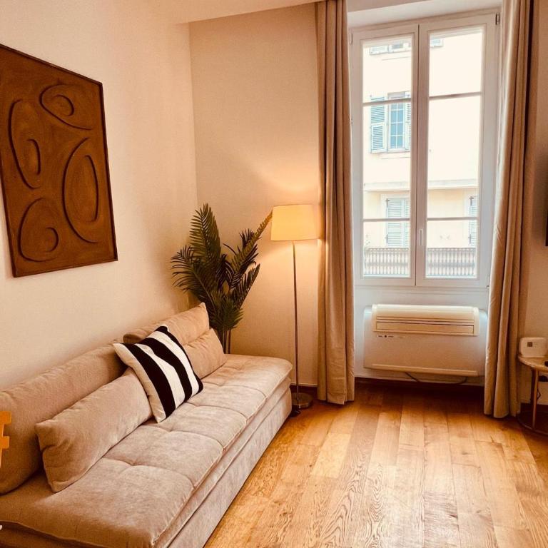 32m2 face Majestic - 50m palais & plages - Appartement 1 Chambre - 1