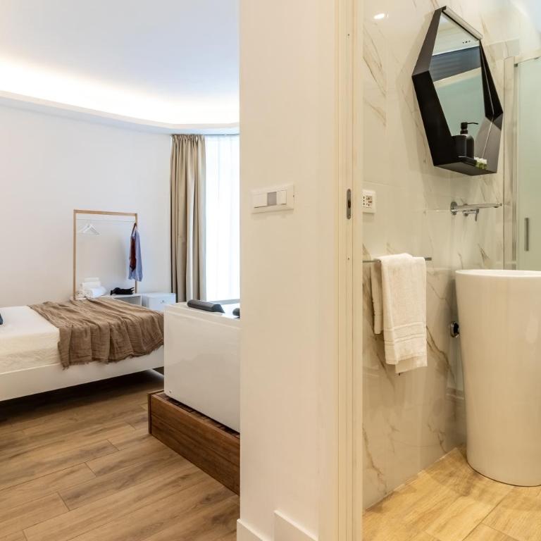 September's Suites - Monolocale con Vasca Idromassaggio - 21