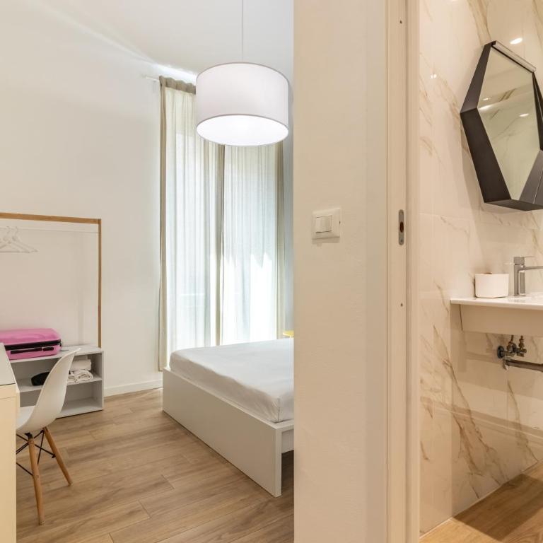 September's Suites - Camera Matrimoniale con Bagno Privato - 2