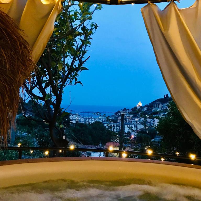 Hey Cherie ! Suite de Luxe Jacuzzi Sea View - Suite Superior con Vista Mare - 5