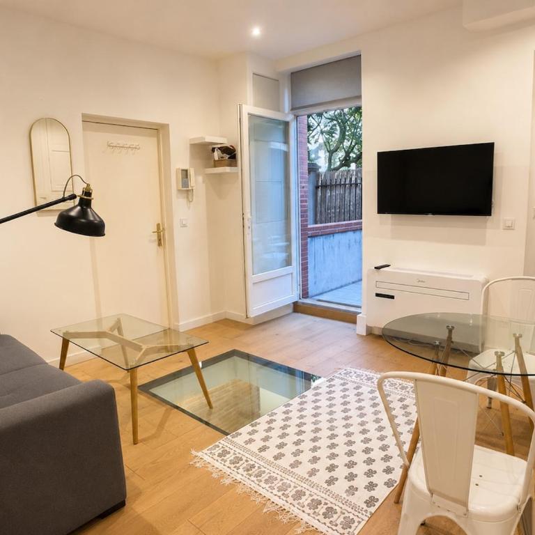 Duplex calme avec clim et terrasse au centre ville - Apartment mit 2 Schlafzimmern - 2