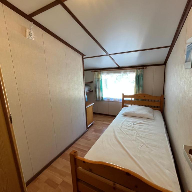 Domaine de vacances à 600m de la plage animations piscines en supplément villa climatisée 3 chambres 5 à 7 couchages WIFI LRPDSG12 - Maison 3 Chambres - 9