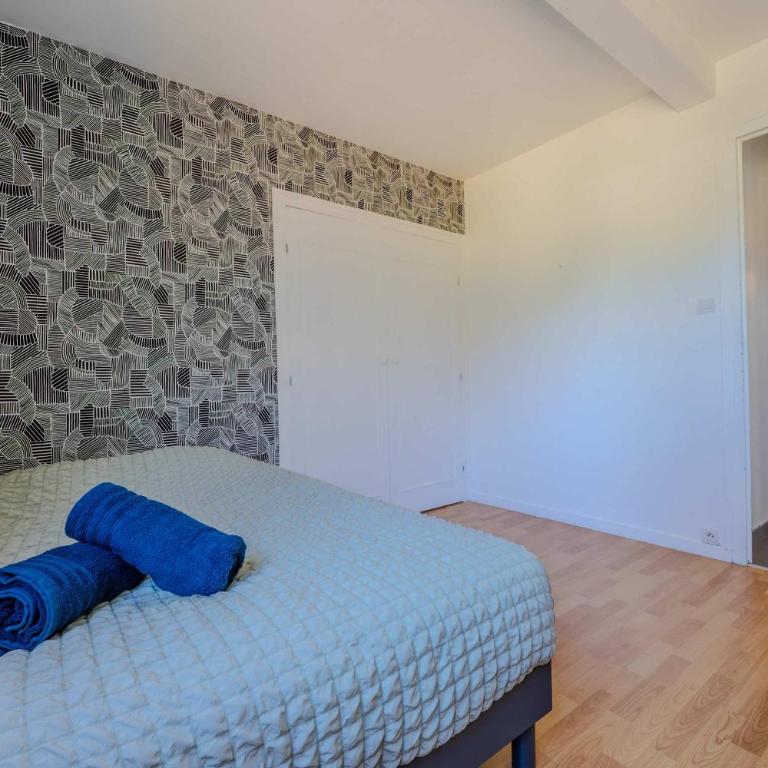 90m Apartment - Sleeps 6 - Balcony - Free Parking - Walk to City Centre - Appartement - 2