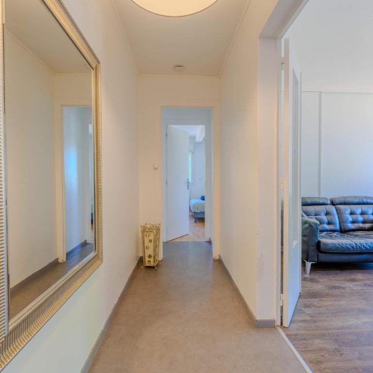90m Apartment - Sleeps 6 - Balcony - Free Parking - Walk to City Centre - Appartement - 12