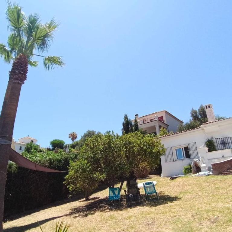 House - Sleeps 8 - Hot Tub - Beach Access - Vacation Home - 4