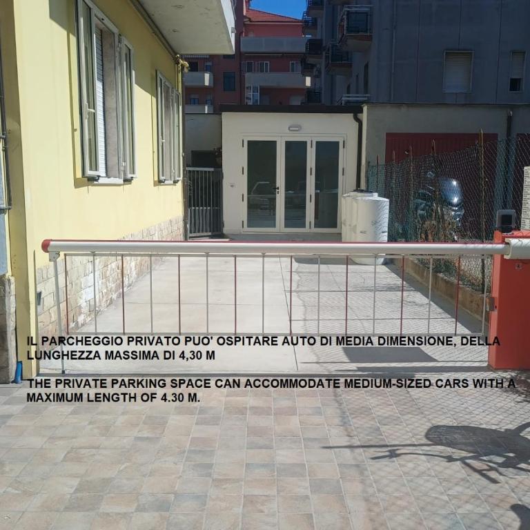 CASA KLIMT vicinissima al mare parcheggio privato gratuito se disponibile - Apartment mit 2 Schlafzimmern - 49