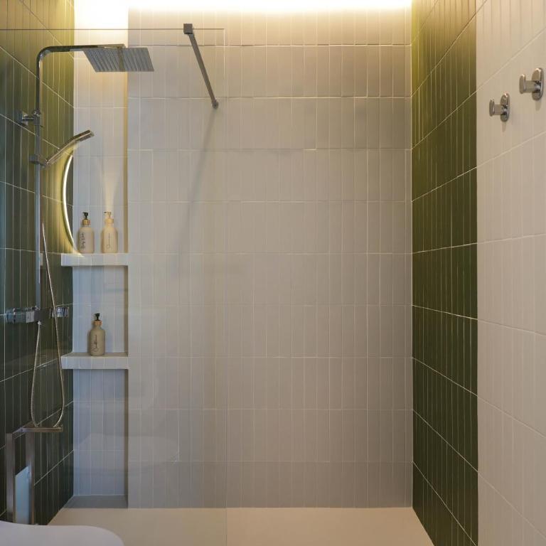 FERCA Suites - One-Bedroom Premium Apartment - 8