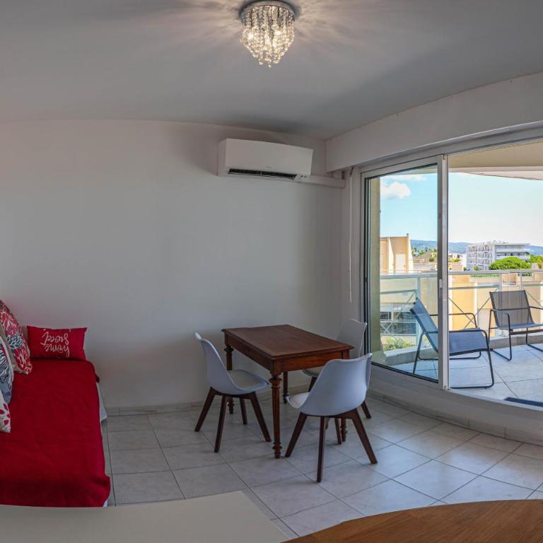 2 pièces avec terrasse vue mer - Appartement Supérieur - Vue sur Ville - 25