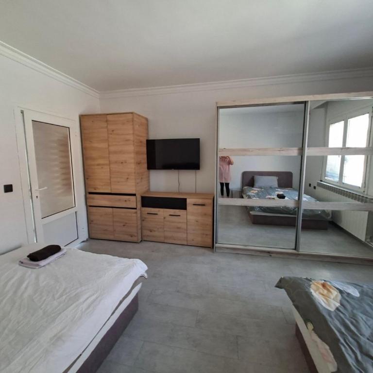 Private Villa with Rooftop pool - Three-Bedroom Villa - 7