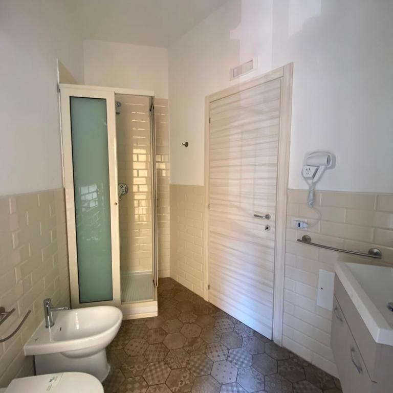 ALBATROS Suites&Rooms - Quadruple Room with Bathroom - 44