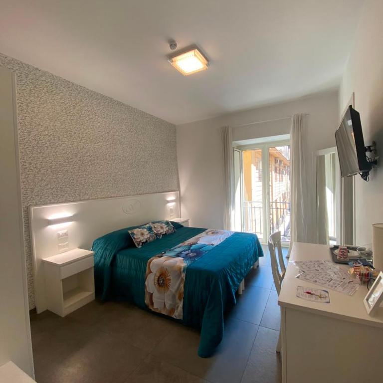 ALBATROS Suites&Rooms - King Room with Balcony - 31
