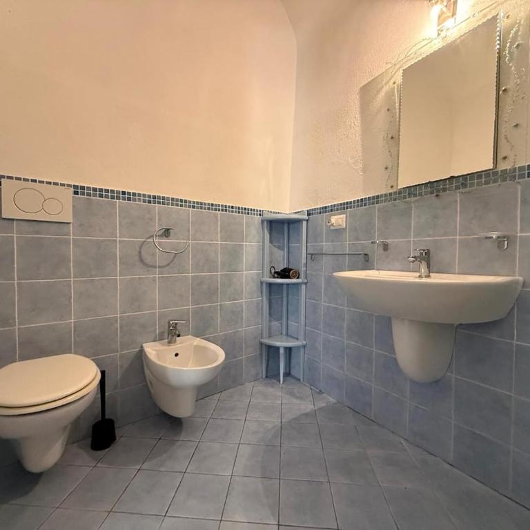 Corte Consiglio & La Finestra sul porto - old town - Purità beach - Monolocale Familiare - 12