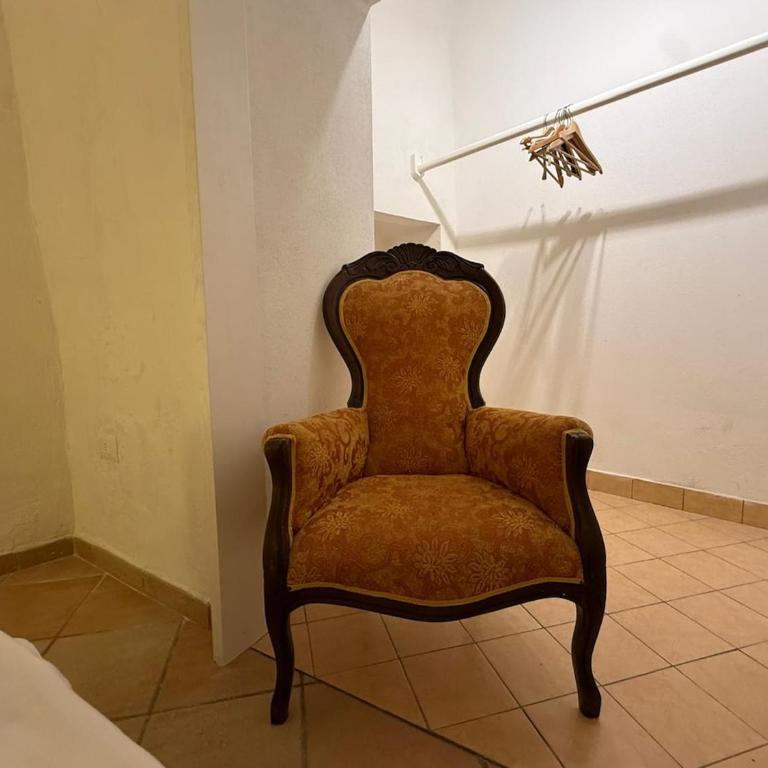Corte Consiglio & La Finestra sul porto - old town - Purità beach - Monolocale Familiare - 11